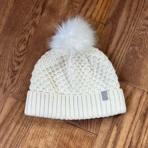 Lululemon winter hat beanie with pompom